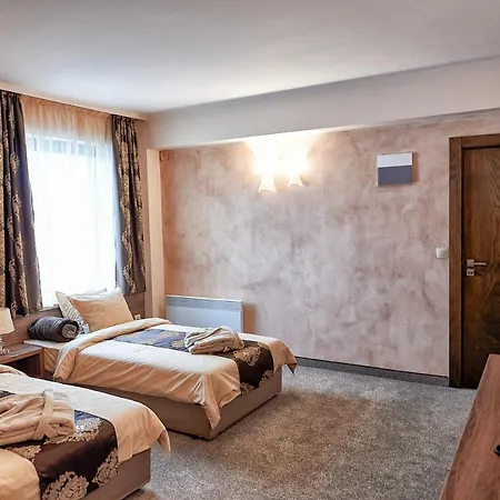 Platinum Image Hotel 3*