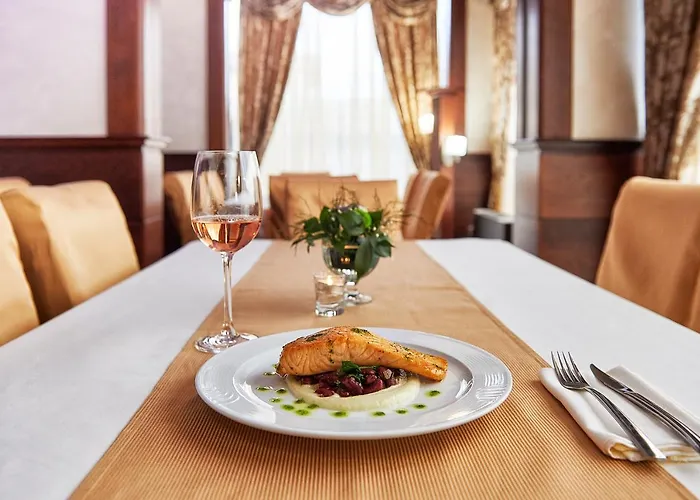 Hotel Platinum Image