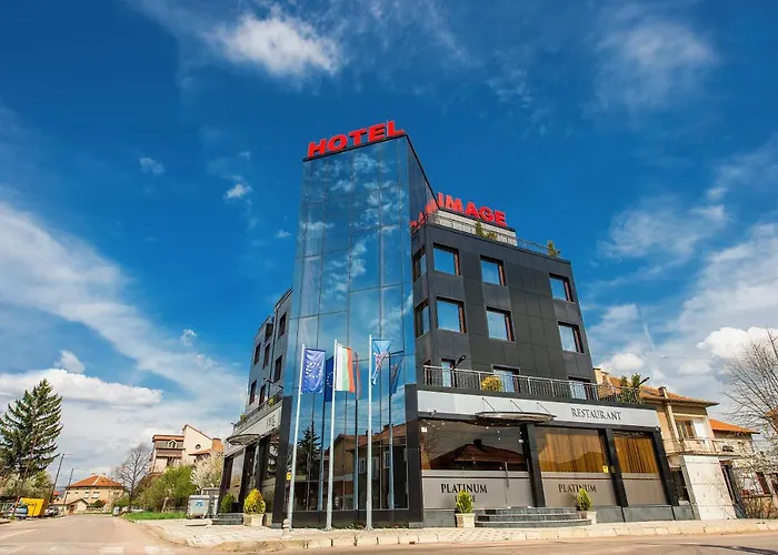 Platinum Image 3* Elin Pelin