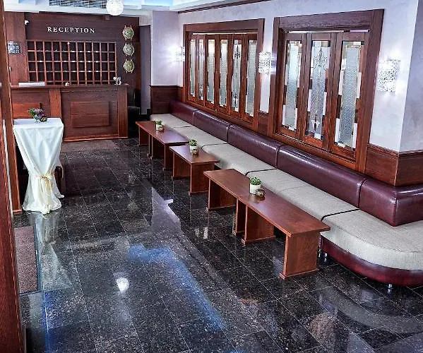 Platinum Image 3* Elin Pelin