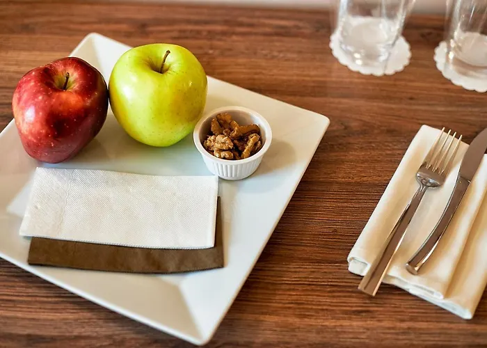 Platinum Image Elin Pelin