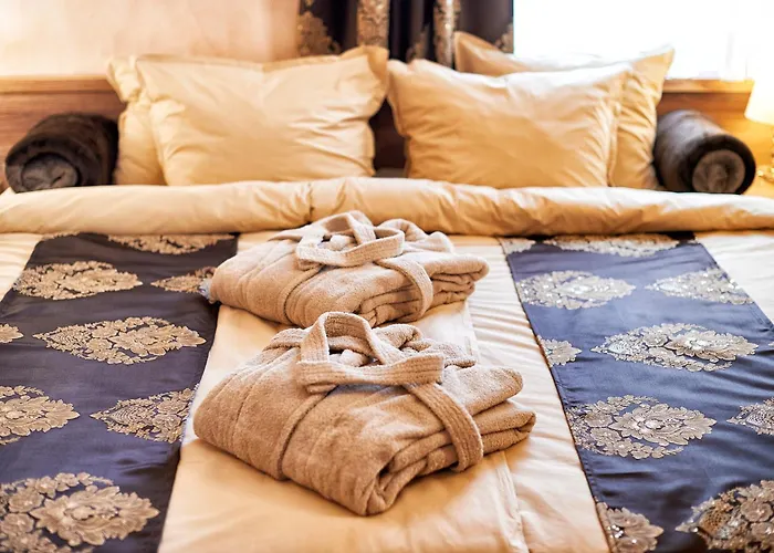 Platinum Image Hotel 3*